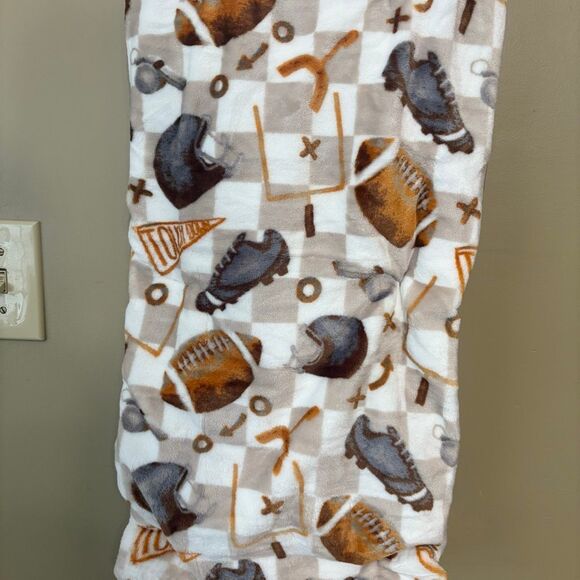 Football Blanket Checkered Goal Post Football Play Football NWT 50x70” - Picture 2 of 10